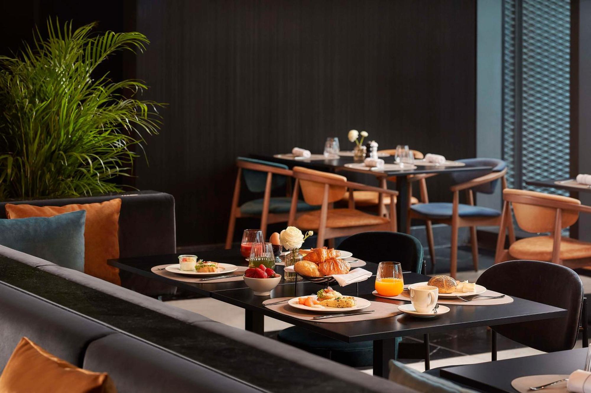 Hotel Nh Collection Frankfurt Spin Tower Frankfurt nad Menem Zewnętrze zdjęcie
