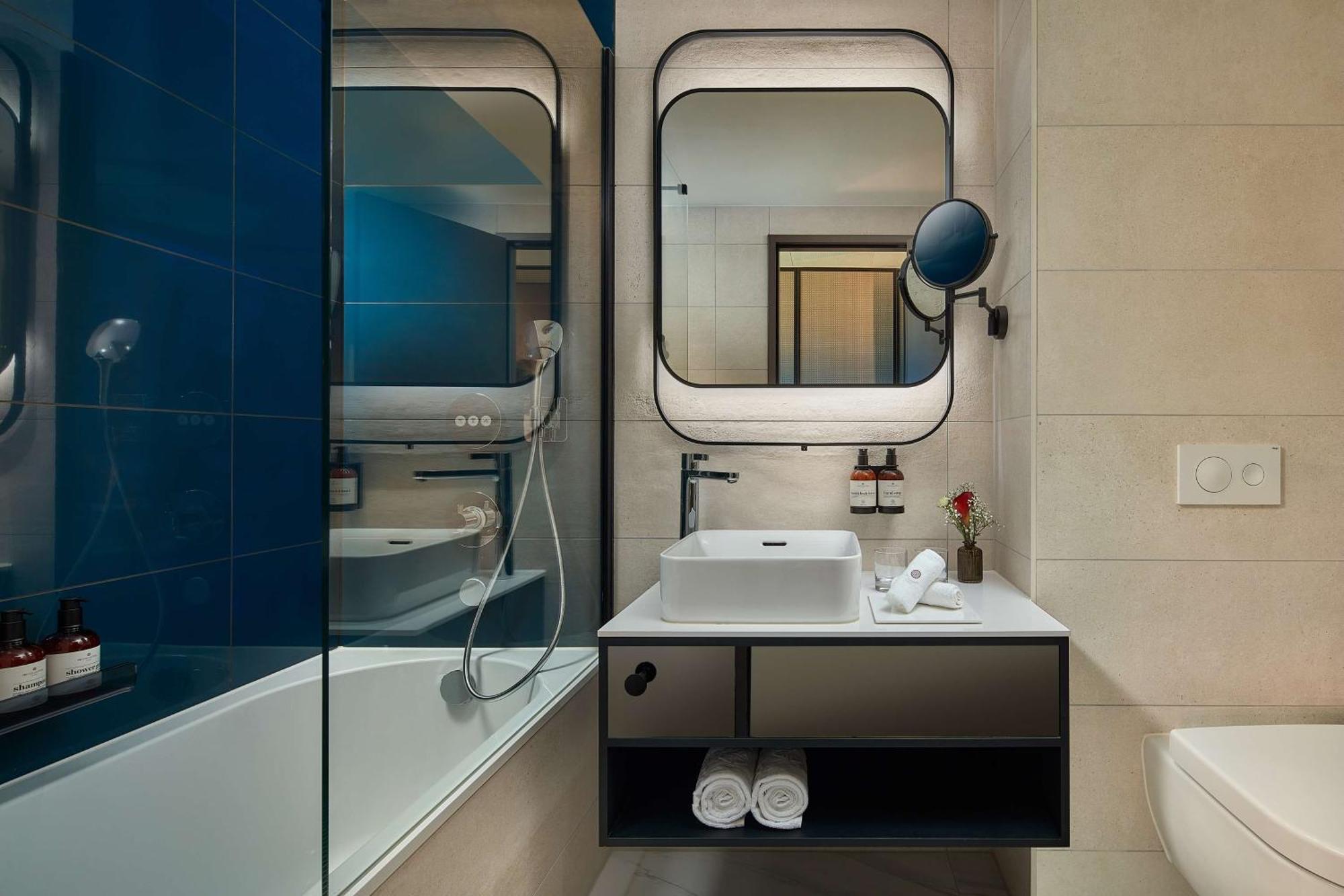 Hotel Nh Collection Frankfurt Spin Tower Frankfurt nad Menem Zewnętrze zdjęcie